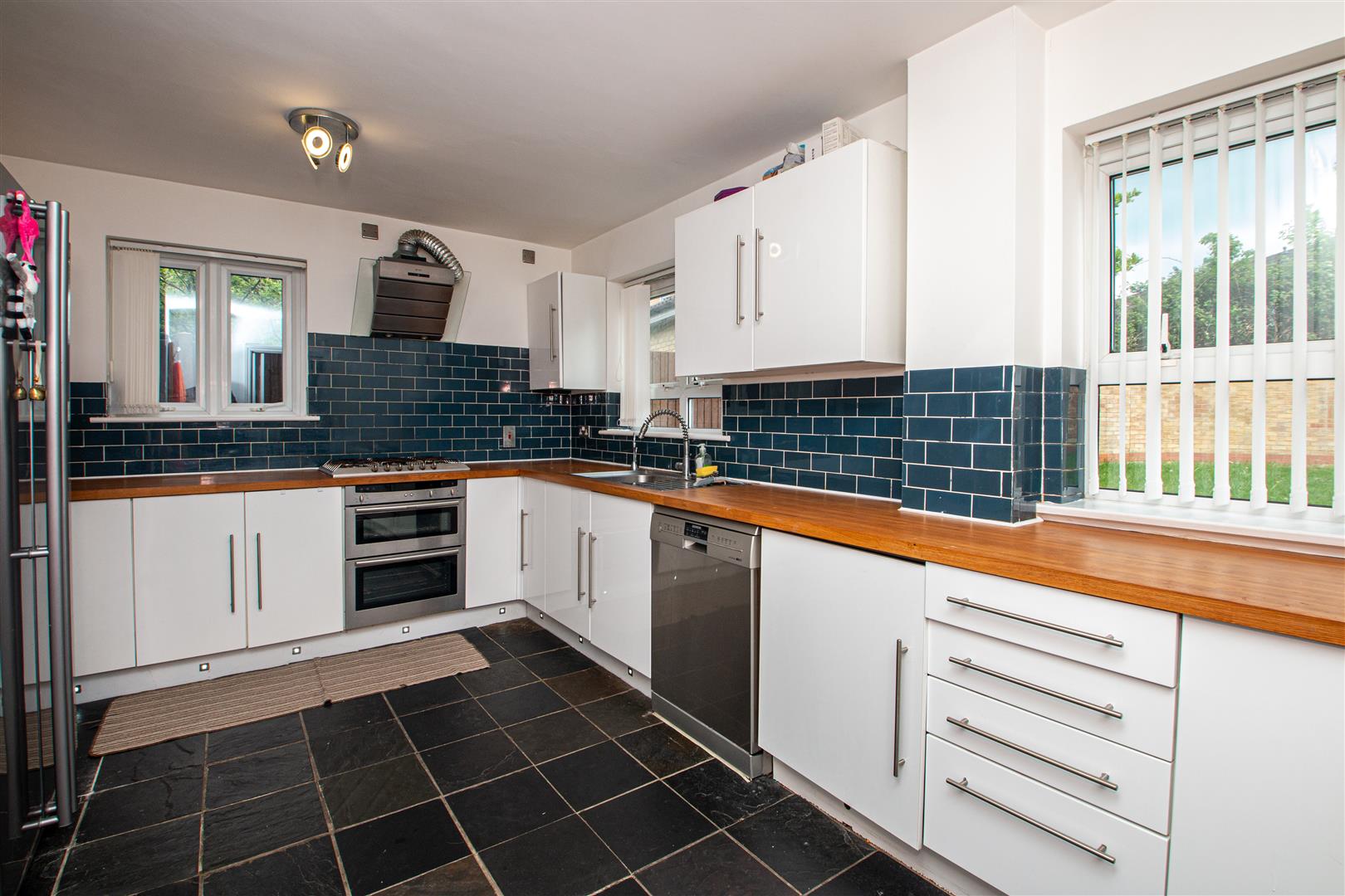 4 bed property in Coldeaton Lane, Milton Keynes